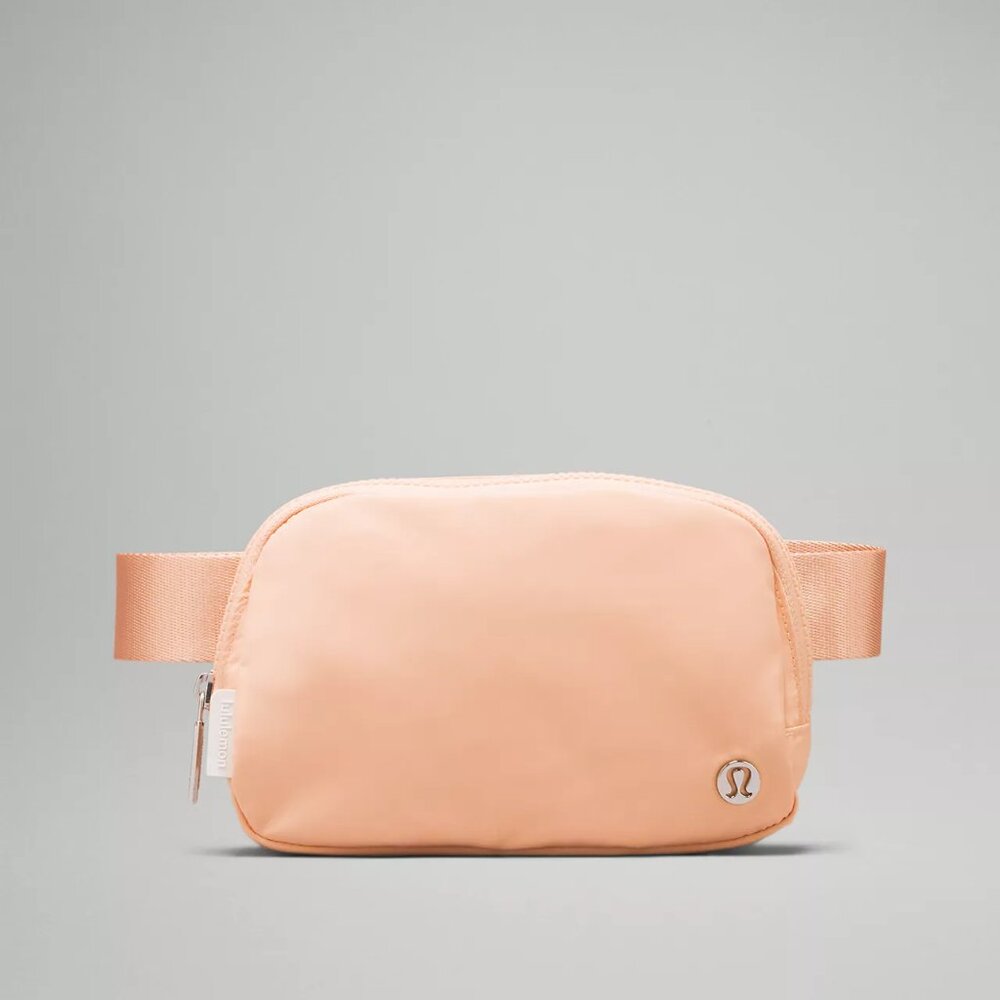Lululemon Everywhere Belt Bag 1L in Summer Glow, BNWT